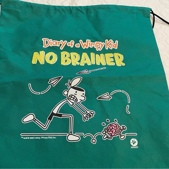 Diary of a Wimpy Kid No Brainer Drawstring Backpack Green Greg - Picture 2 of 7
